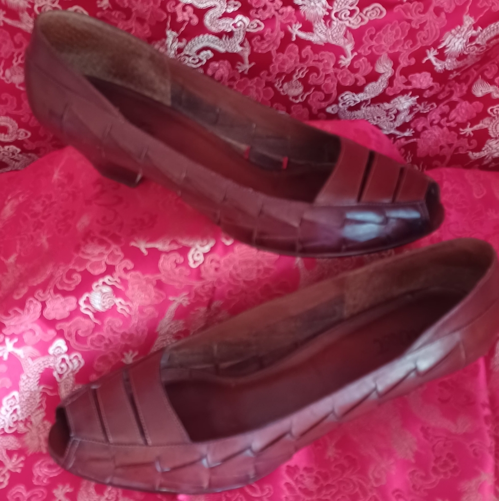 VINTAGE 9WEST WEDGES